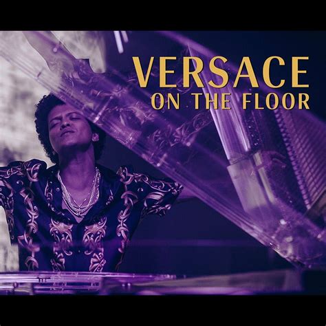 versace testo traduzione|Traduzione Versace On The Floor Testo Tradotto Bruno Mars.